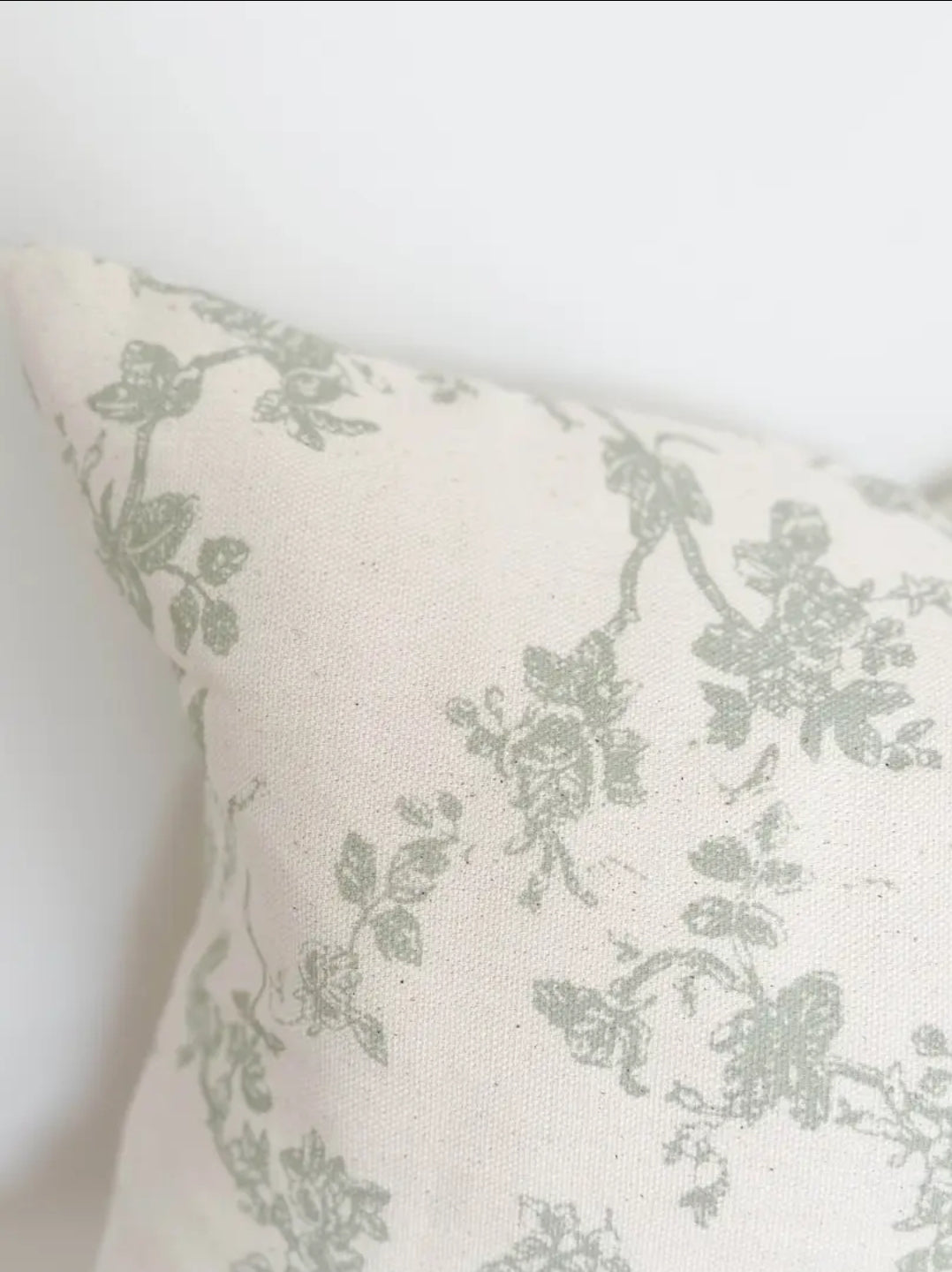 Cushion Cover – Aria Green Floral Print (50 × 30 cm)