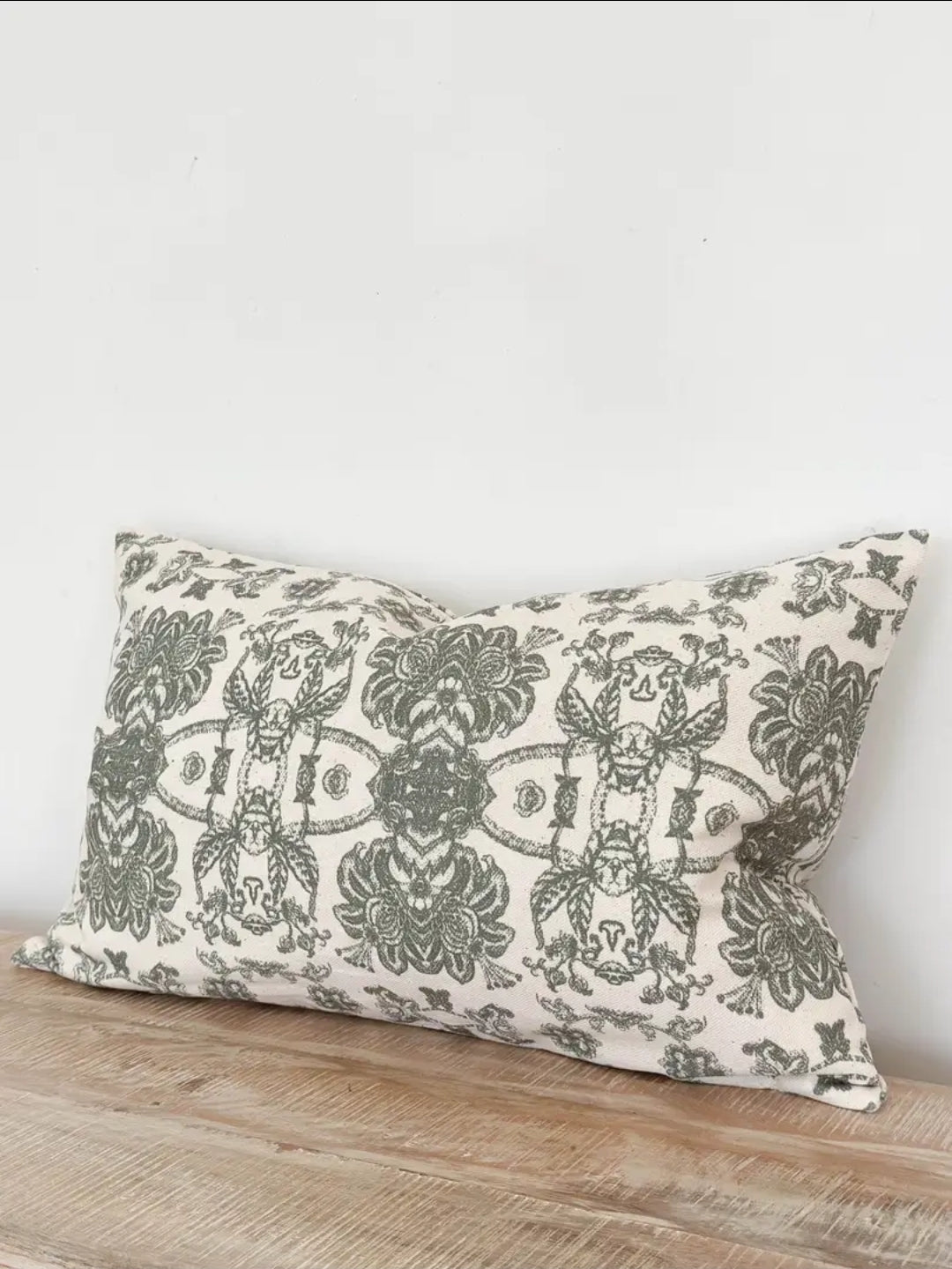 aria khaki print cushion

khaki green cushion 50×30 cm

olive botanical cushion cover

printed nature leaf cushion

rectangular scatter cushion

cotton polyester blend cushion

feather-filled cushion insert

oatmeal base green print

country cottage cushion

heritage-style cushion

layering cushion olive

botanical home accessory

calming neutral cushion

machine washable cushion cover

artisanal garden print cushion

