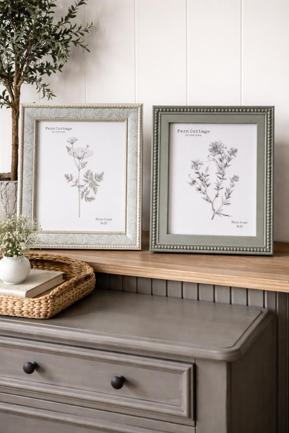 Wood & Leaf Photo Frame (8x10) – Modern Heritage Shelf & Console Styling